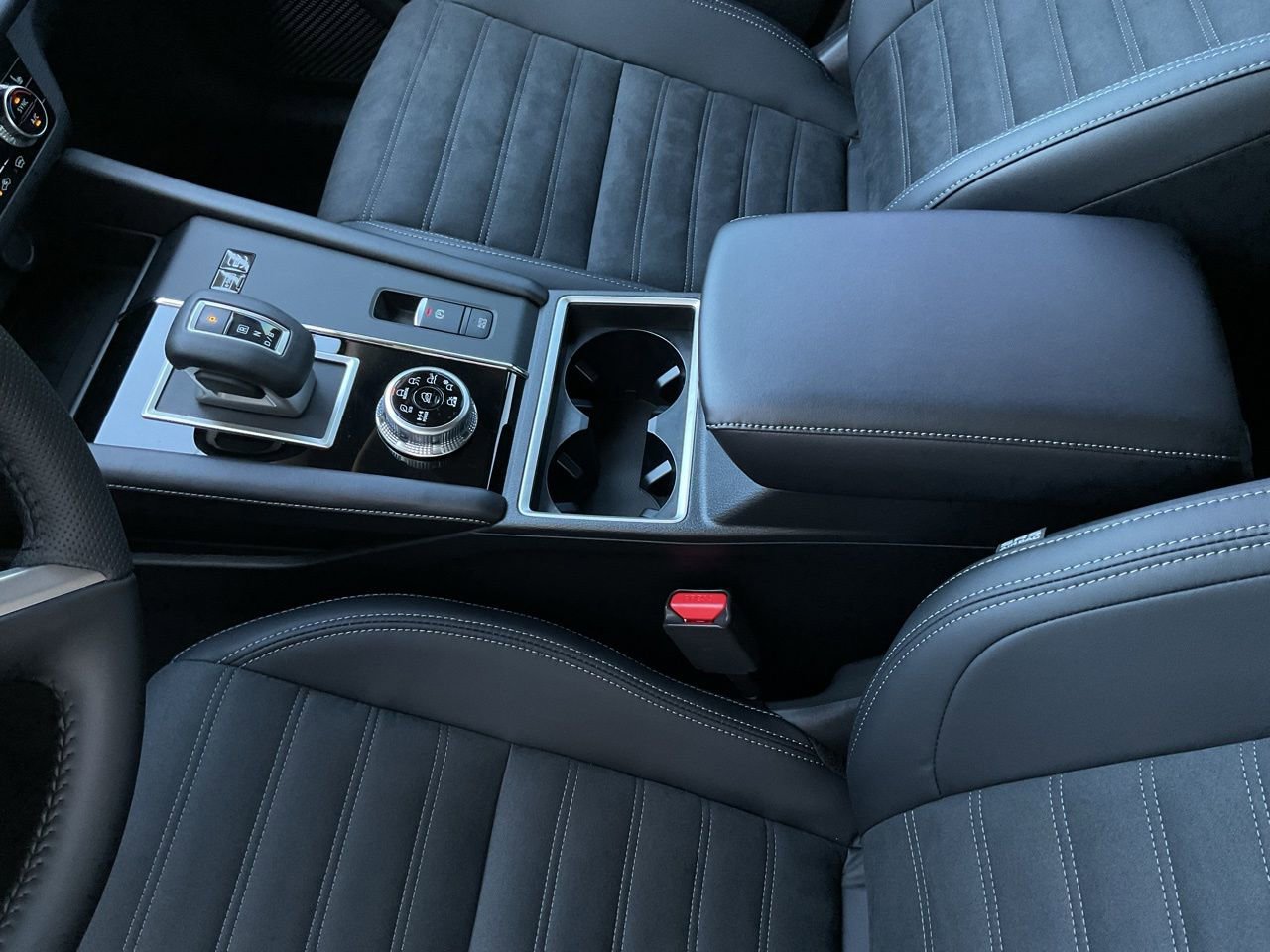 New 2026 Nissan Rogue SL image 37