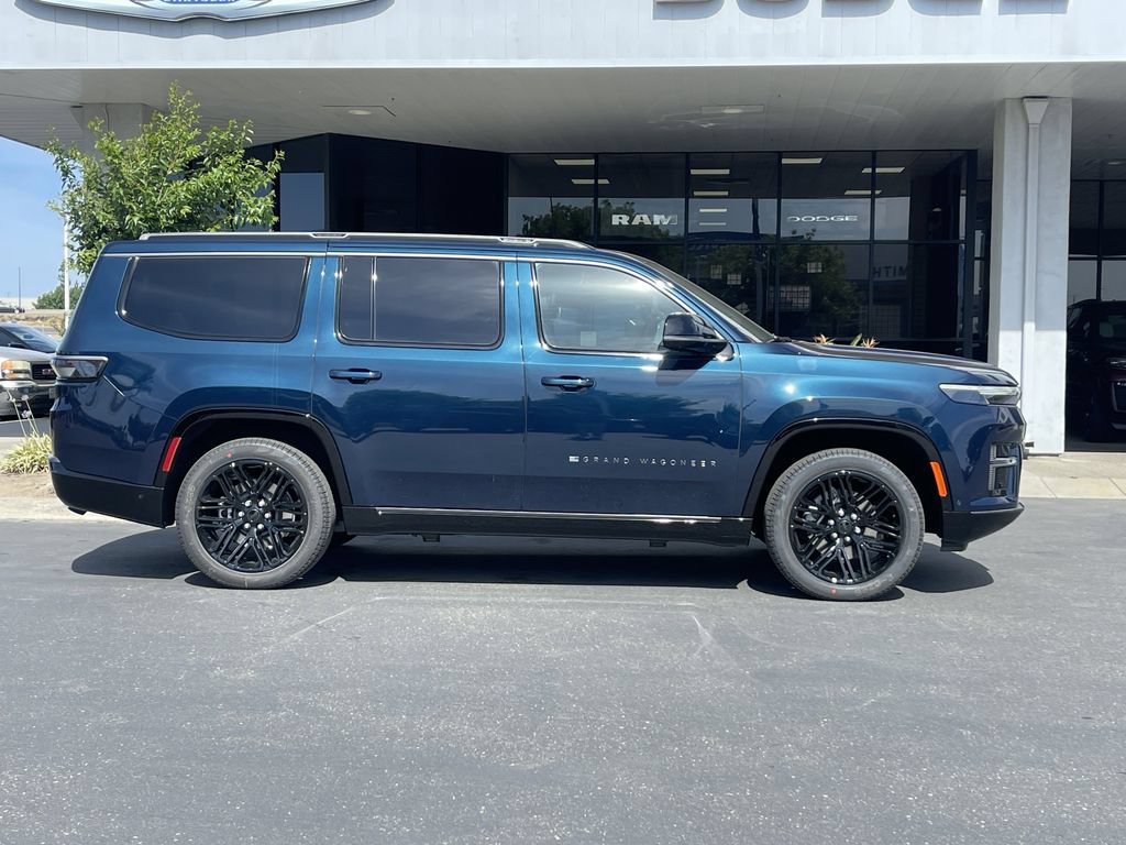 New 2026 Jeep Grand Wagoneer Limited AWD/4WD image 4