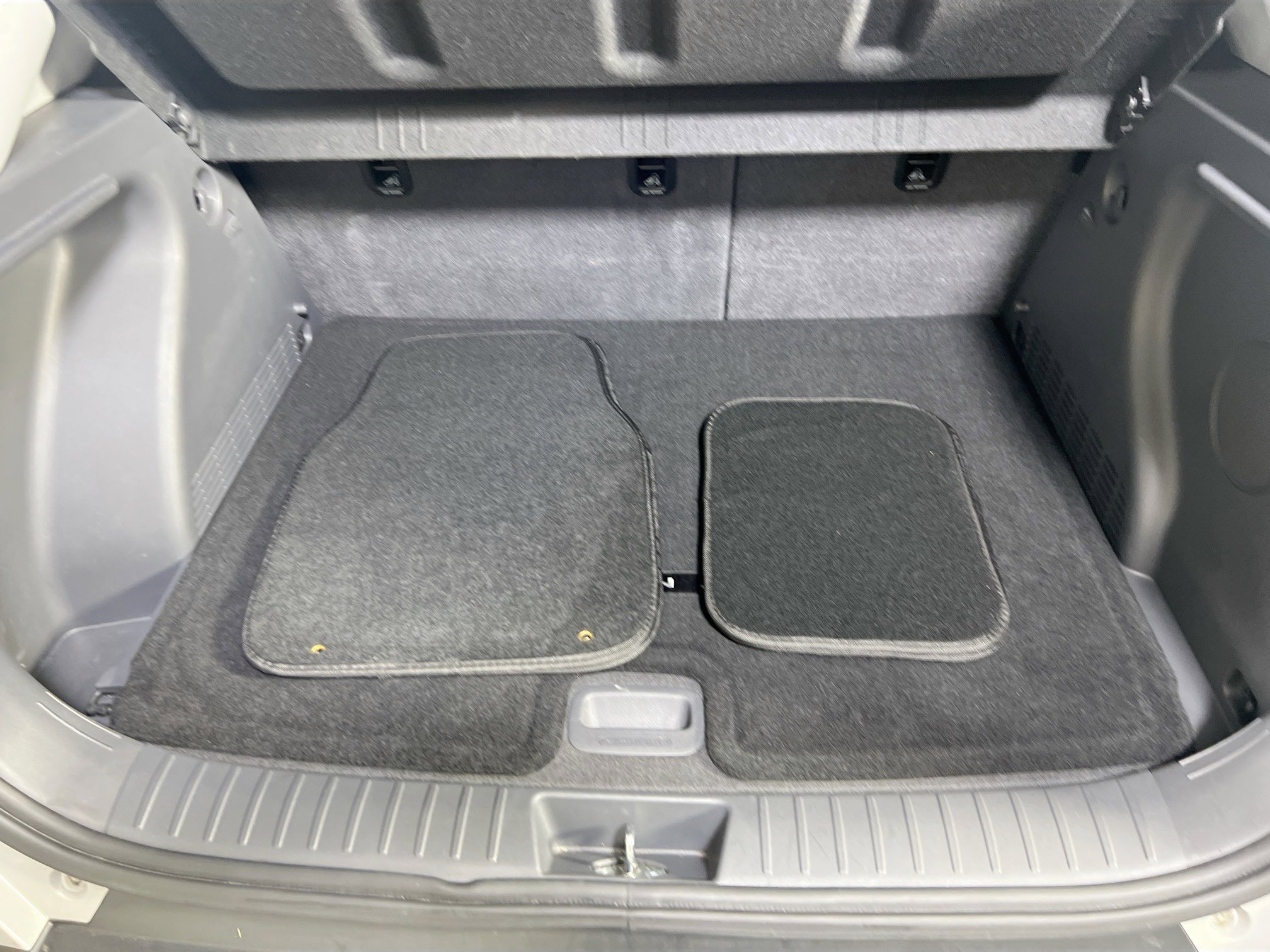 Used 2024 Hyundai Kona Limited image 27