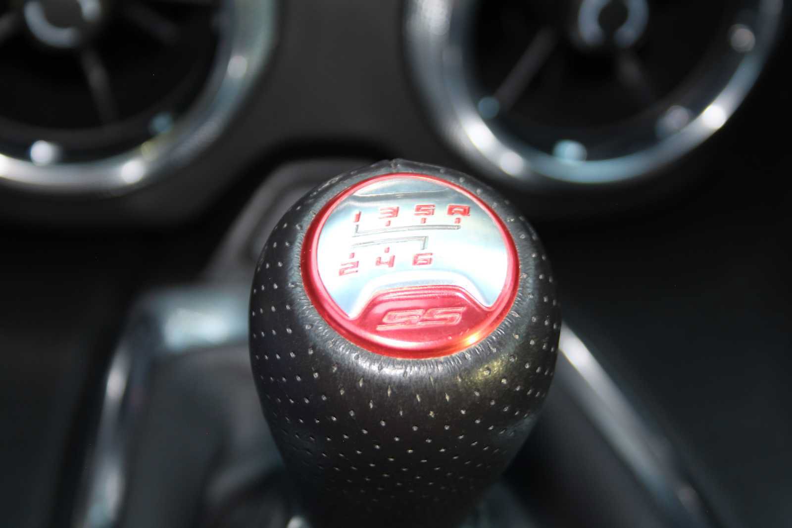 Used 2023 Chevrolet Camaro SS RWD image 32