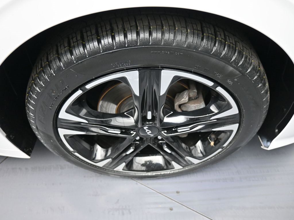 Used 2023 Kia K5 GT-Line w/ GT-Line Premium Package image 13