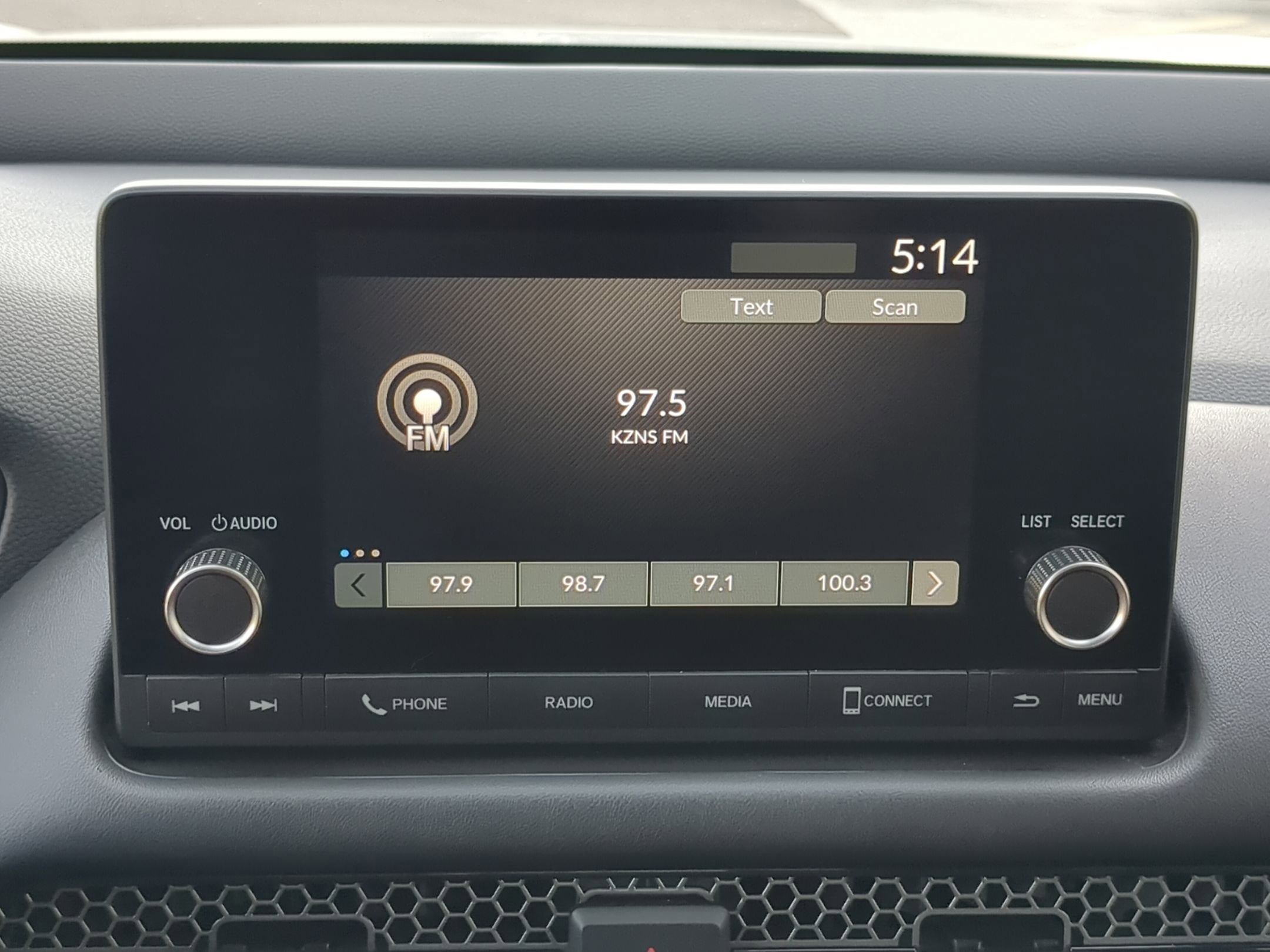 Certified 2025 Honda HR-V Sport image 22