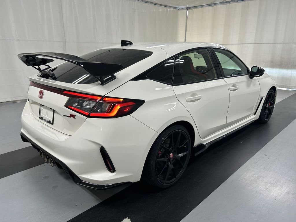 Used 2024 Honda Civic Type R image 8