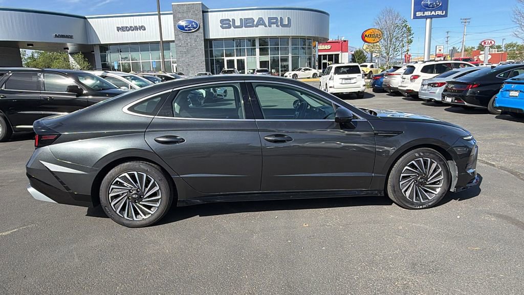 Used 2025 Hyundai Sonata SEL image 3