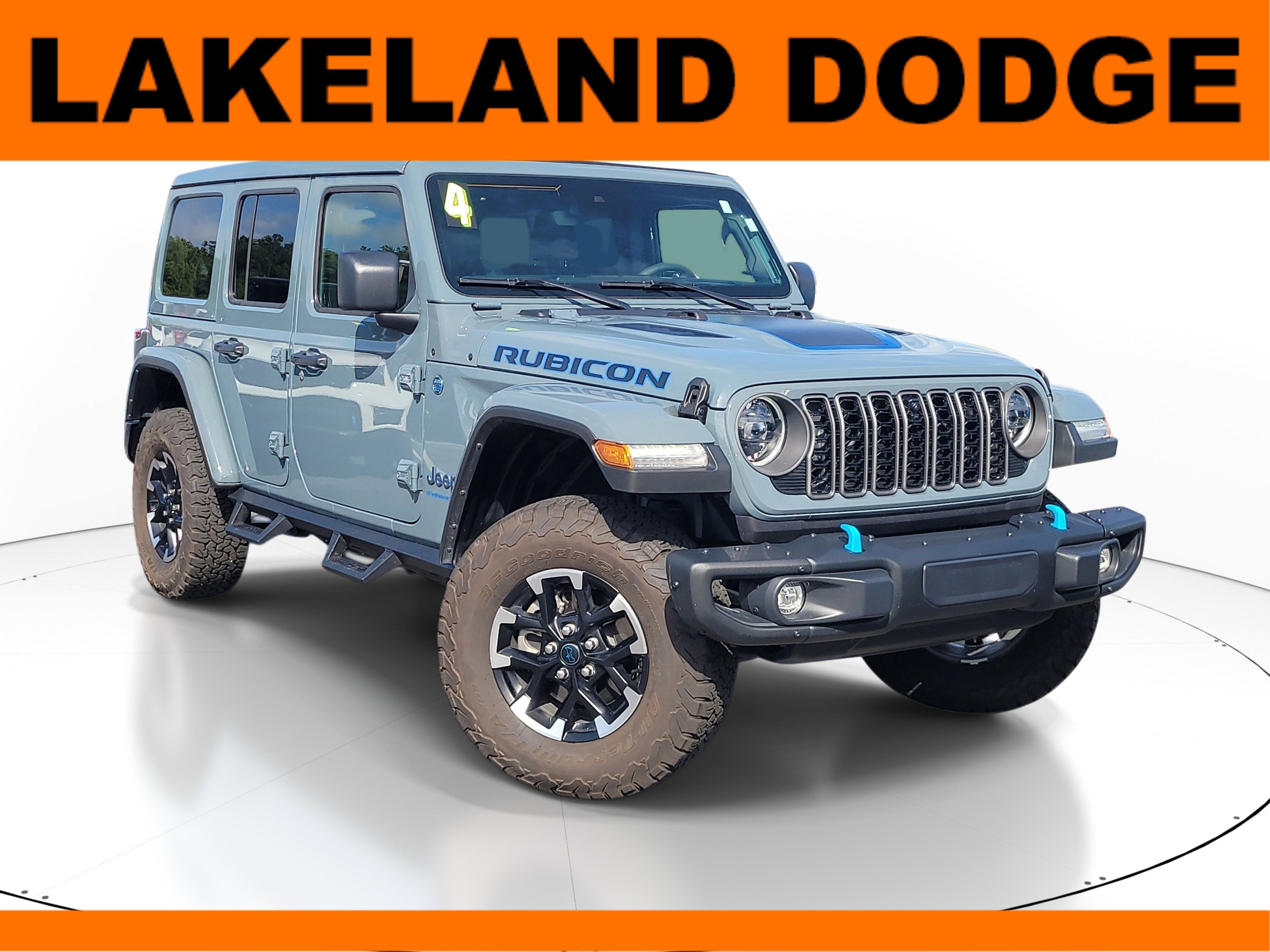 Used 2024 Jeep Wrangler Unlimited Rubicon 4xe image 1