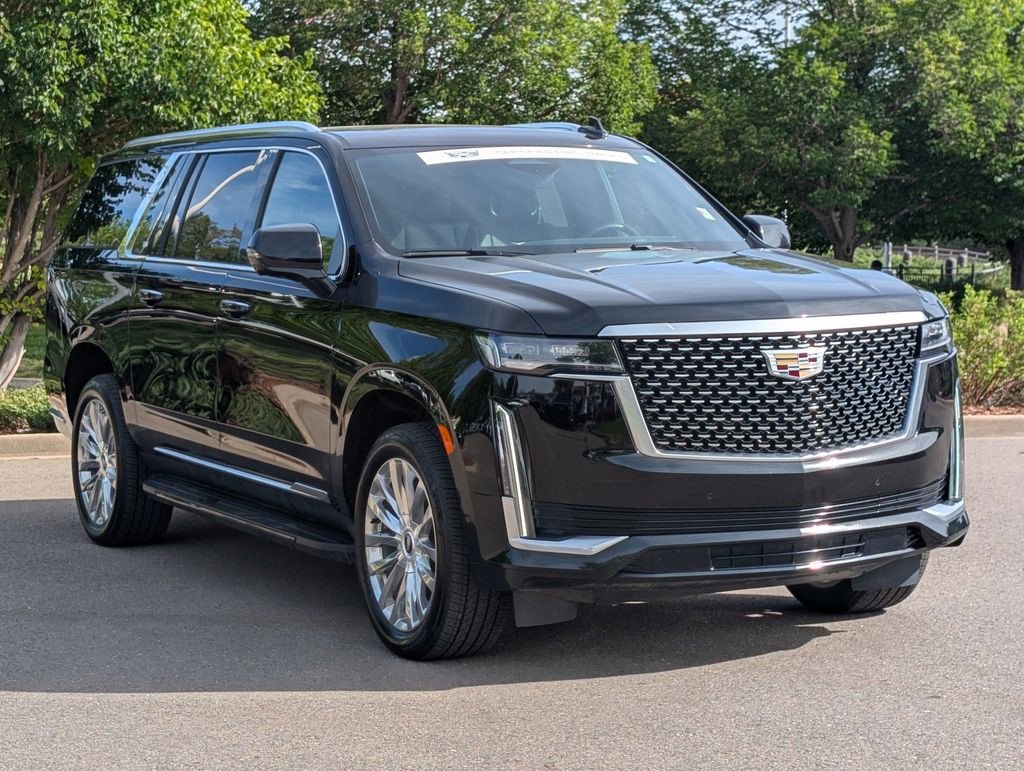 Used 2023 Cadillac Escalade ESV Premium Luxury AWD/4WD image 11