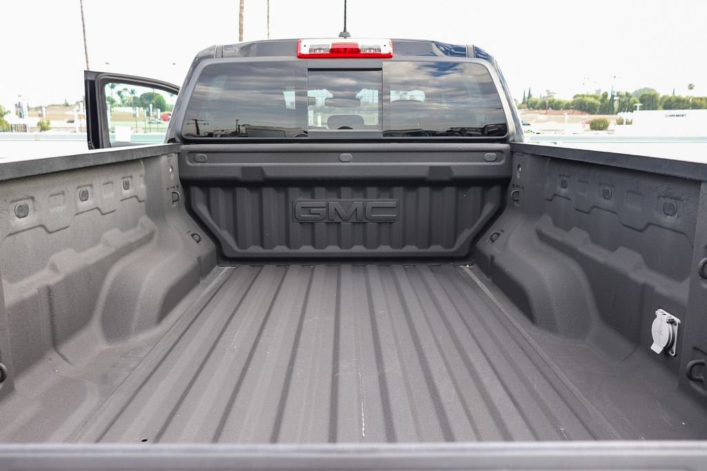 Used 2023 GMC Canyon AT4 AWD/4WD image 30