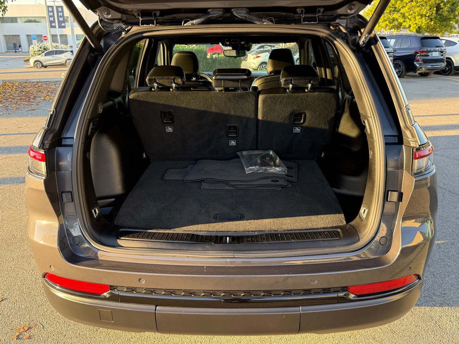 Used 2022 Jeep Grand Cherokee Altitude image 16