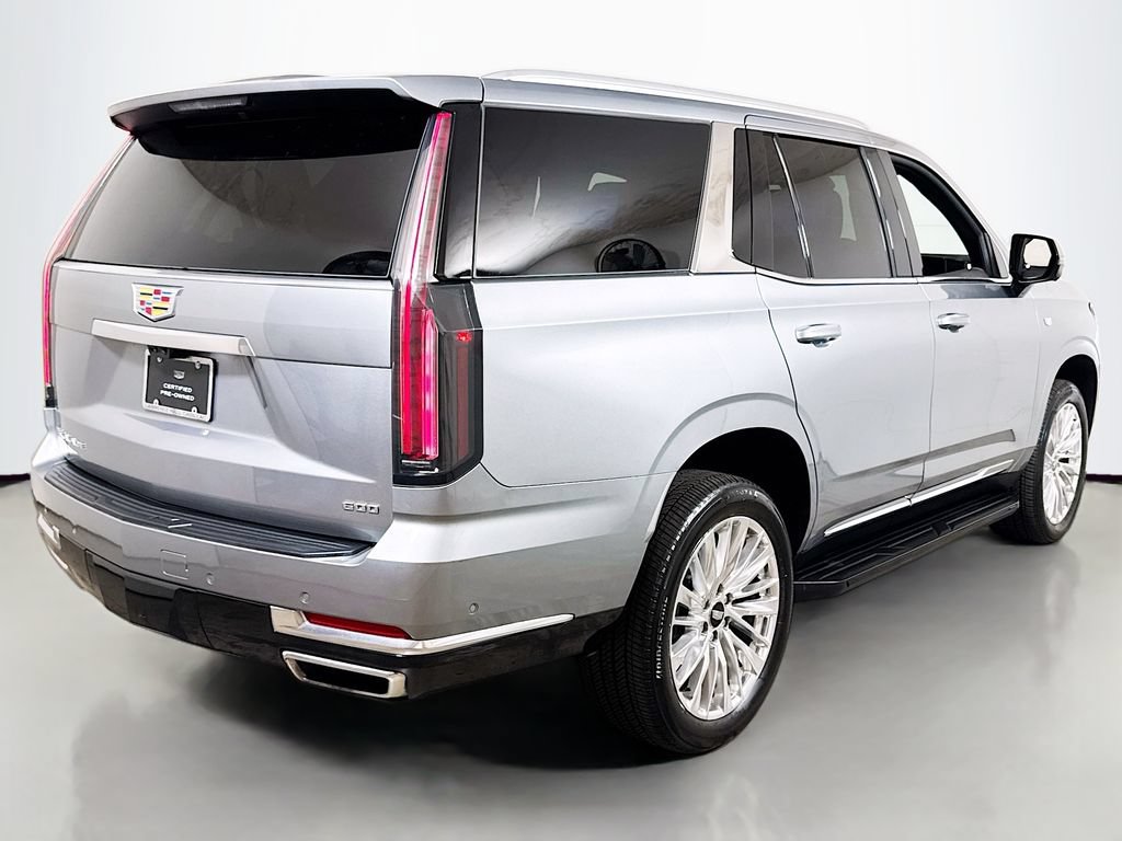 Certified 2025 Cadillac Escalade Premium Luxury AWD/4WD image 4