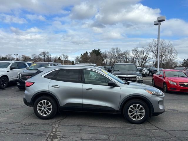 Used 2022 Ford Escape SE AWD/4WD image 4