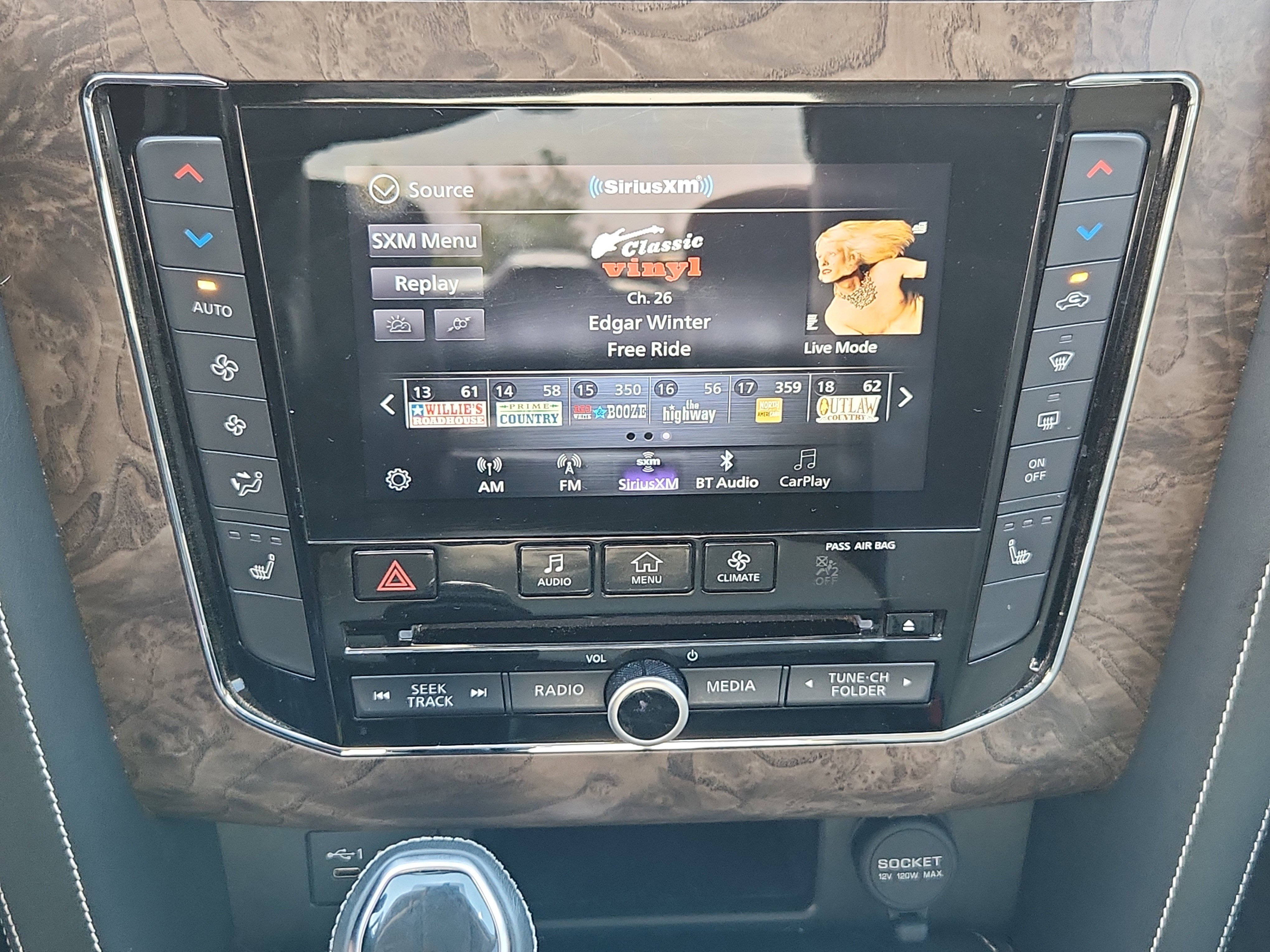 Used 2021 INFINITI QX80 Premium Select w/ All-Season Package AWD/4WD image 27