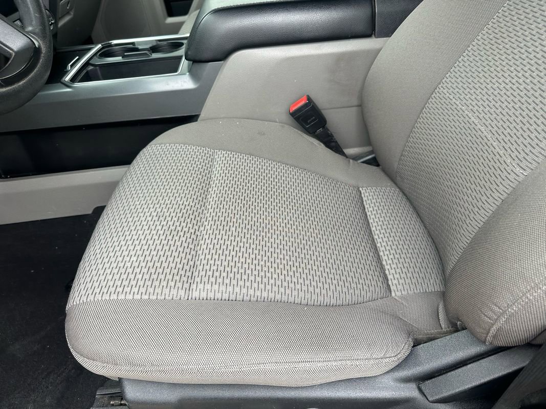 Used 2021 Ford F250 XLT w/ XLT Premium Package AWD/4WD image 35