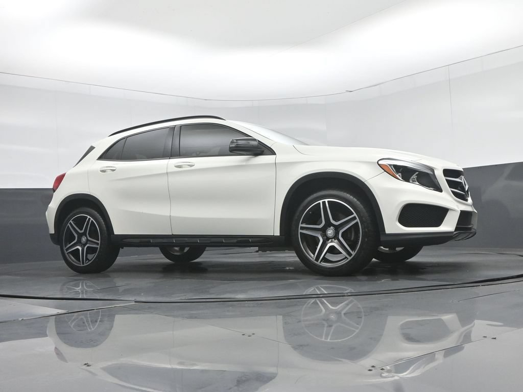 Used 2016 Mercedes-Benz GLA 250 image 51