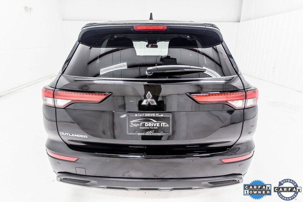 Used 2024 Mitsubishi Outlander ES image 5