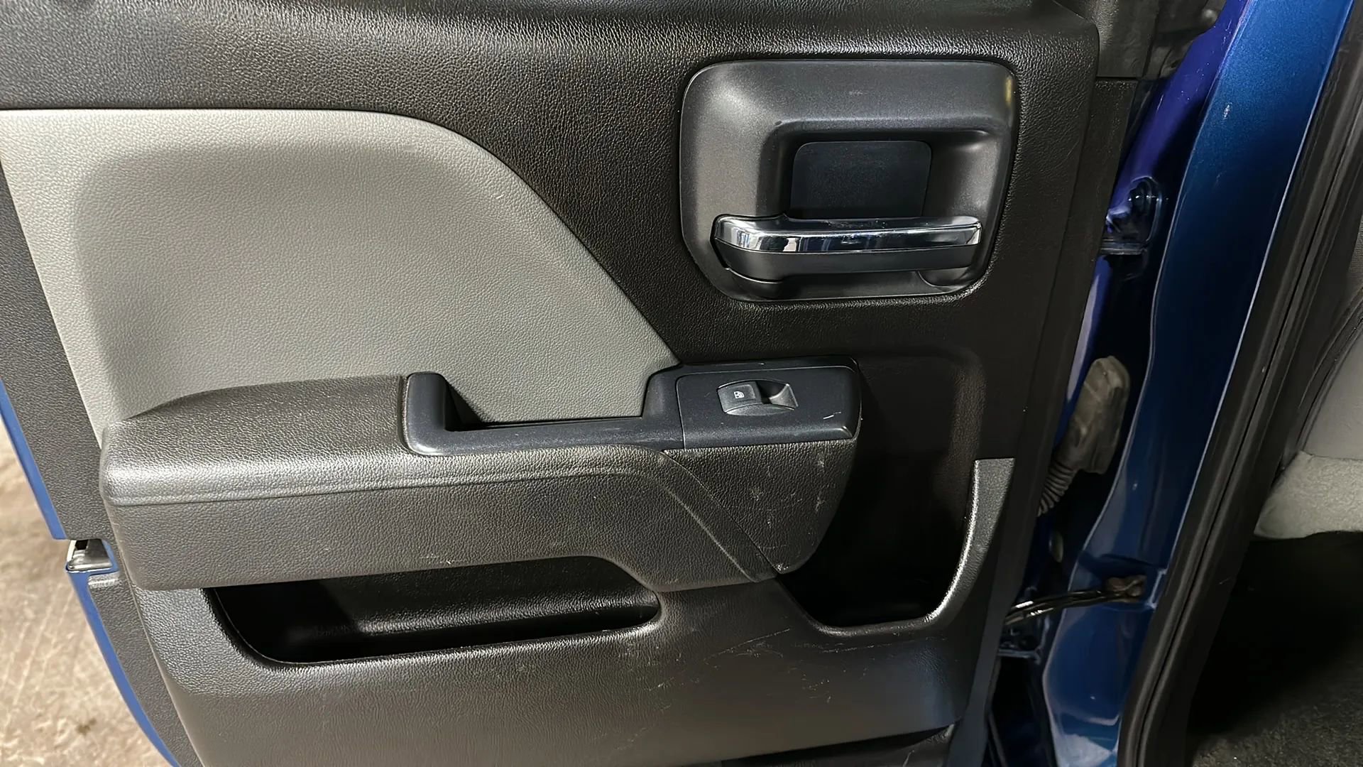 Used 2018 GMC Sierra 1500 W/T w/ Elevation Edition image 12