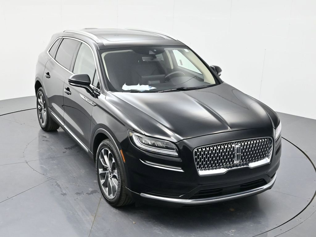 Used 2022 Lincoln Nautilus Reserve AWD/4WD image 39
