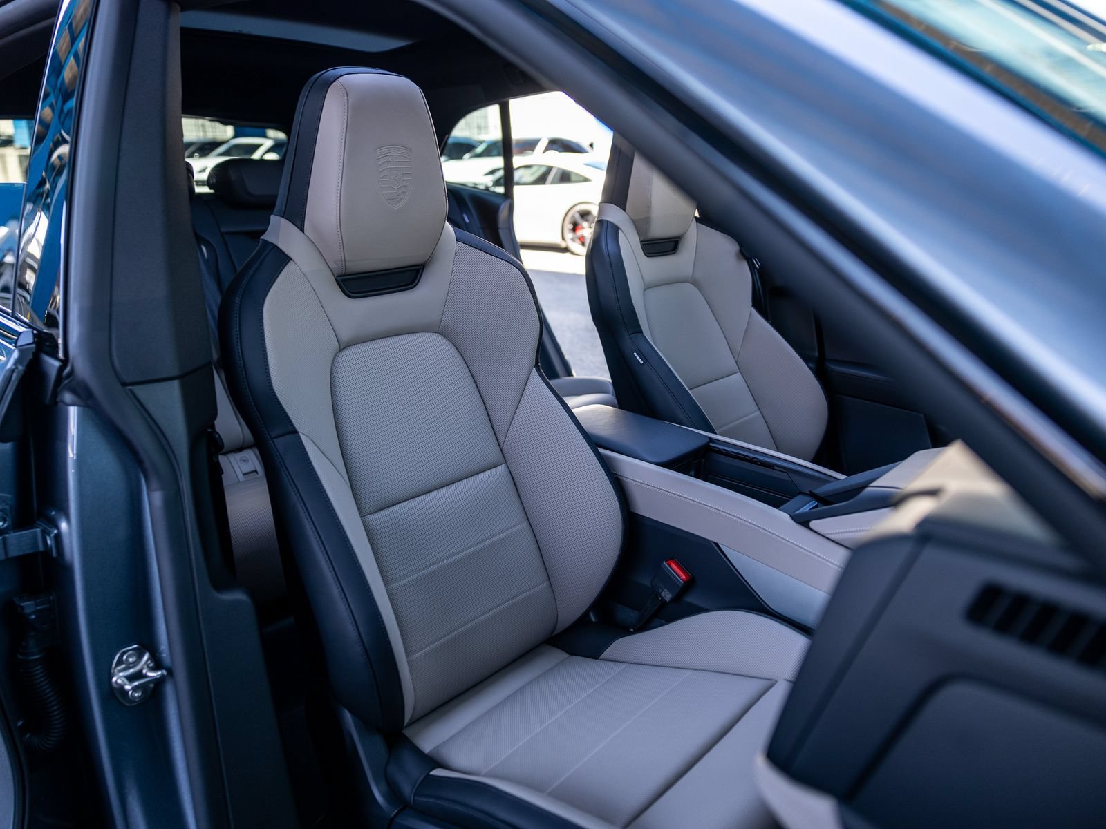 New 2026 Porsche Cayenne Electric AWD/4WD image 59