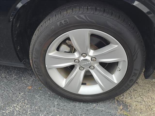 Used 2023 Dodge Challenger SXT RWD image 14