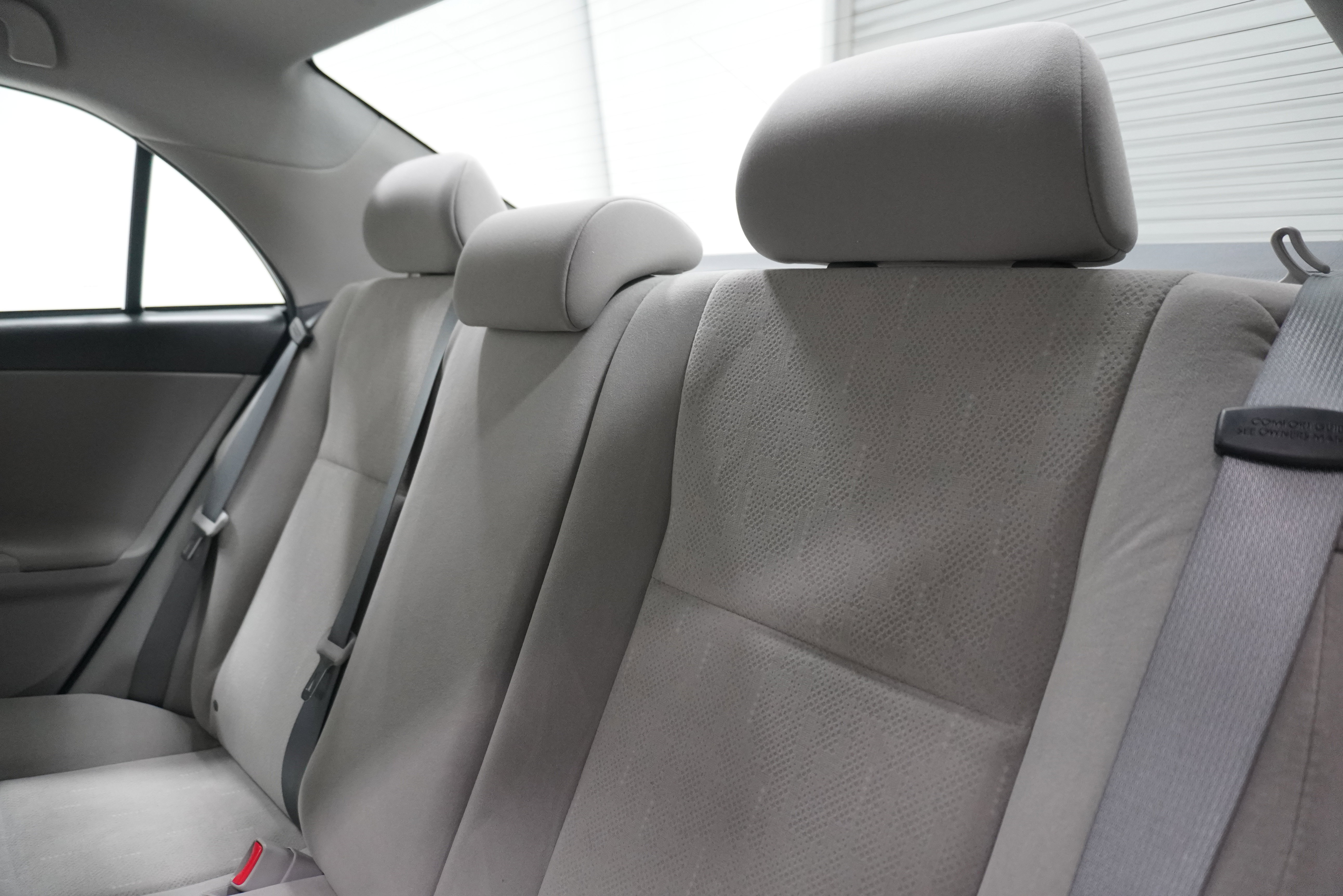 Used 2013 Toyota Corolla L image 12