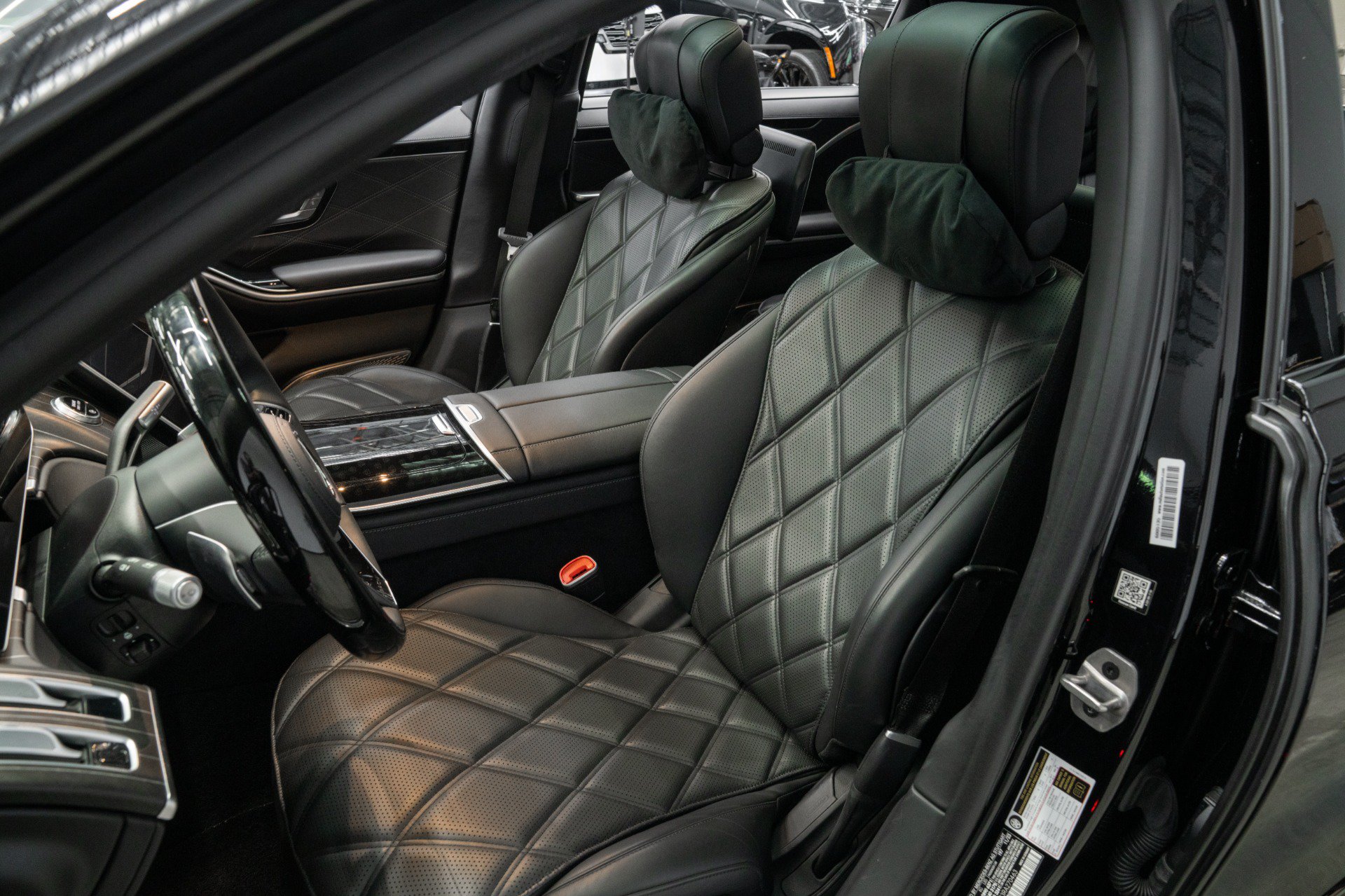 Used 2024 Mercedes-Benz Maybach S 680 4MATIC image 22