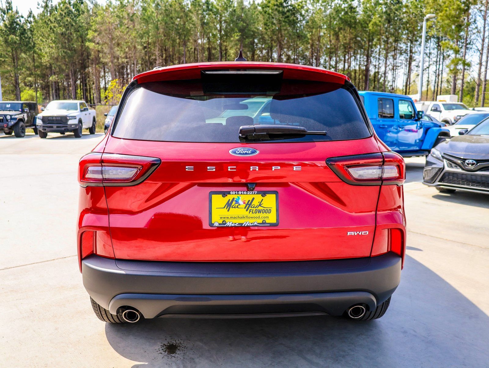 Used 2025 Ford Escape ST-Line image 7
