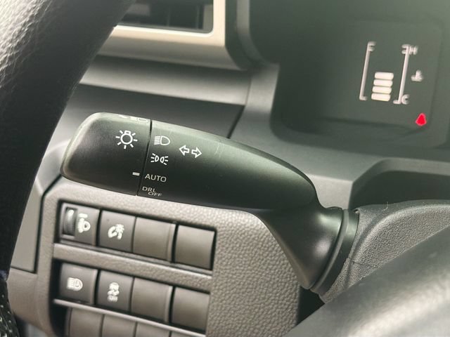 Used 2024 Toyota Tacoma SR AWD/4WD image 30