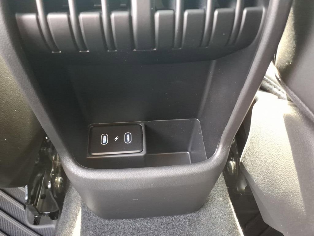 New 2026 Hyundai Kona Limited FWD image 13