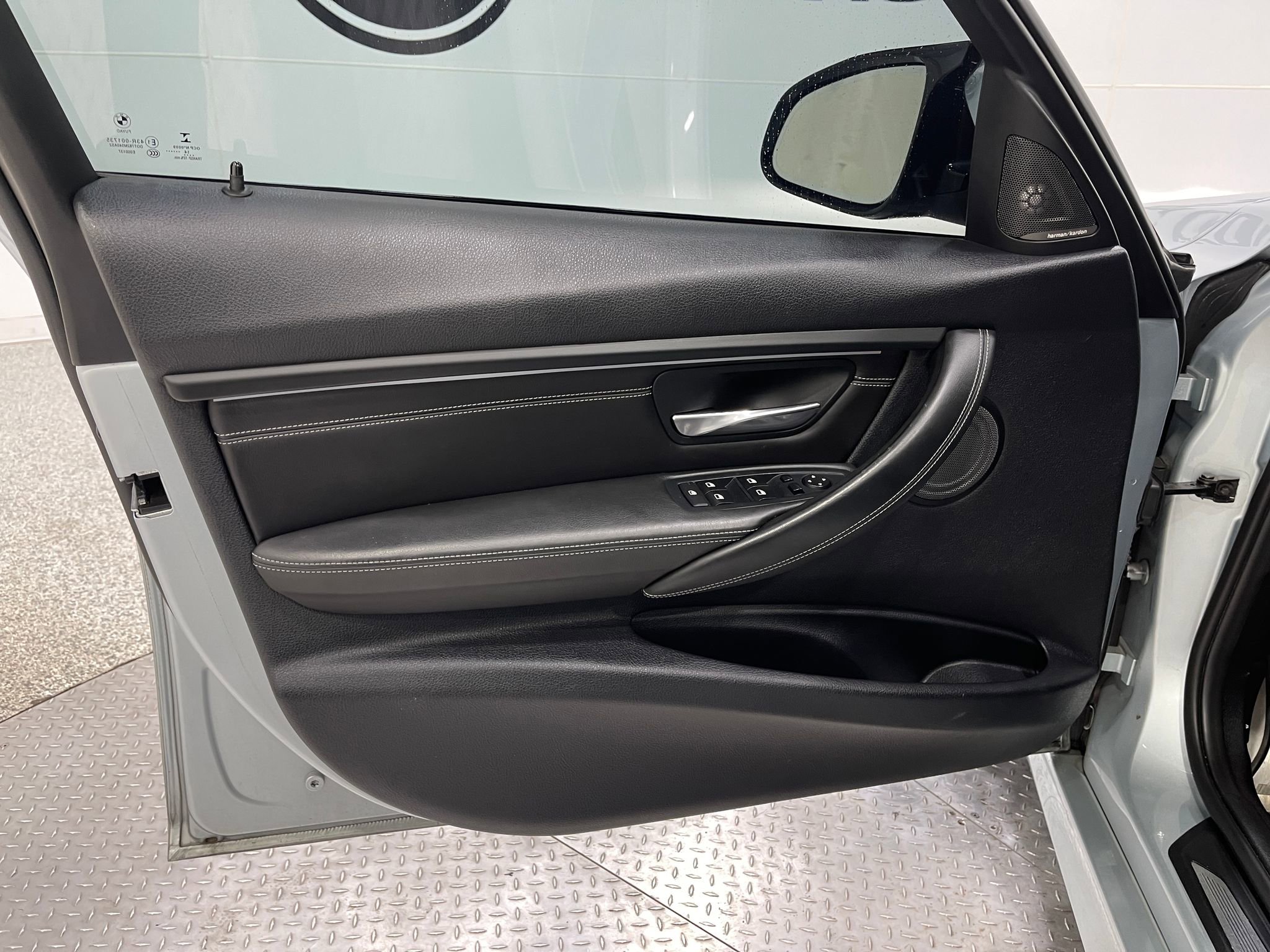 Used 2015 BMW M3 image 15