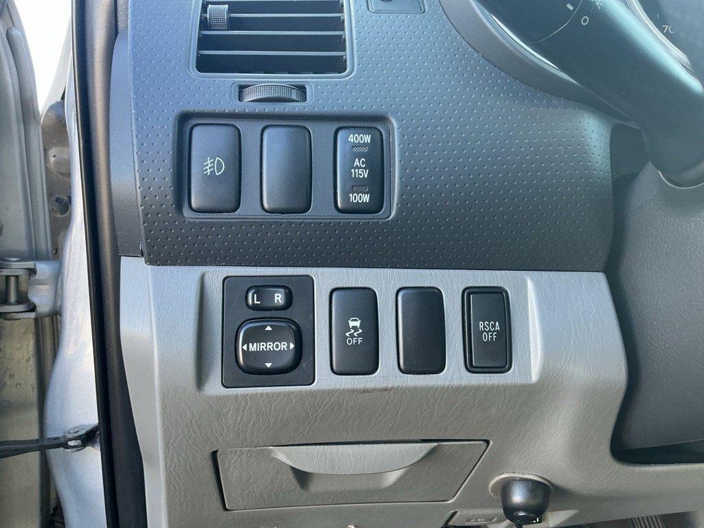 Used 2010 Toyota Tacoma 4x4 Access Cab V6 image 14