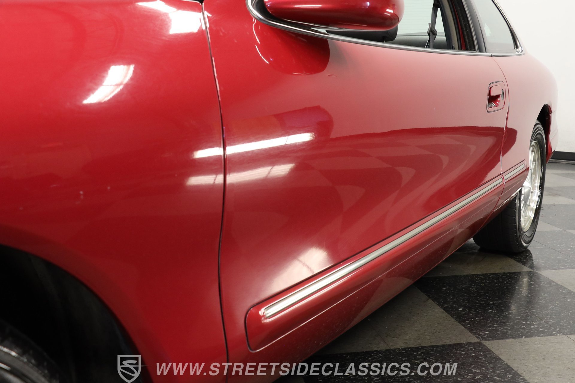 Used 1993 Lincoln Mark VIII image 21