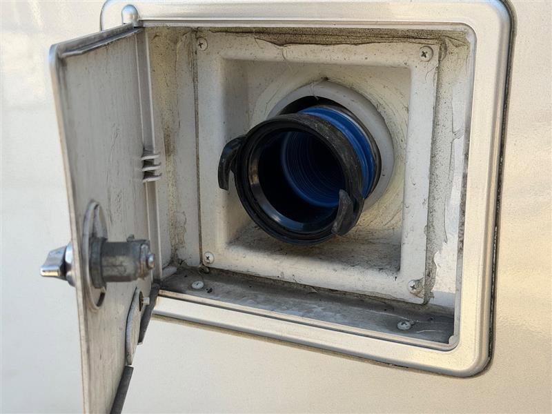 Used 2015 Mercedes-Benz Sprinter 3500 image 17