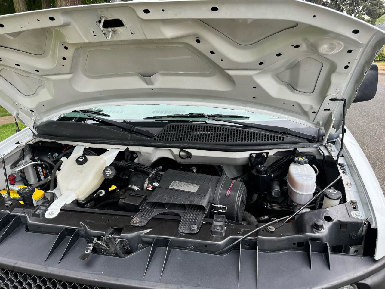 Used 2013 Chevrolet Express 2500 RWD image 36