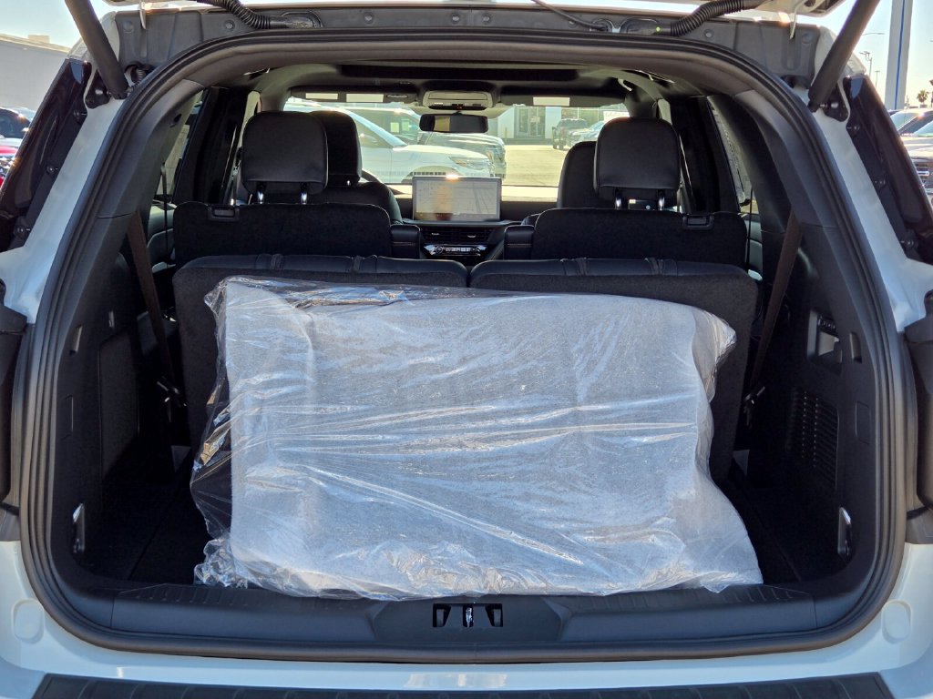 New 2027 Ford Explorer Tremor AWD/4WD image 16