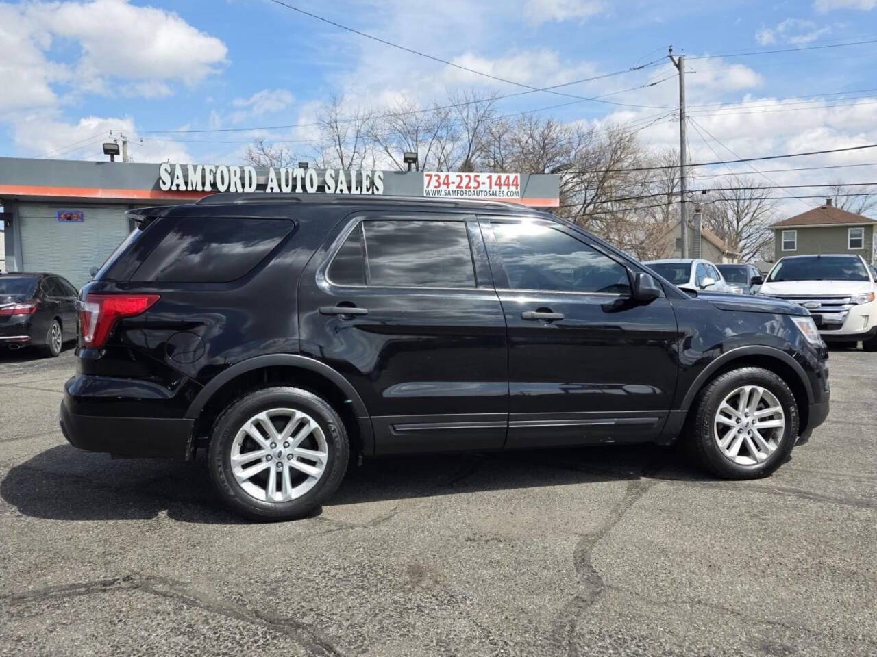 Used 2017 Ford Explorer FWD image 10