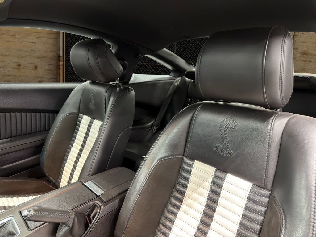 Used 2013 Ford Mustang Shelby GT500 w/ Electronics Pkg image 4