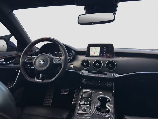 Used 2018 Kia Stinger GT2 image 14