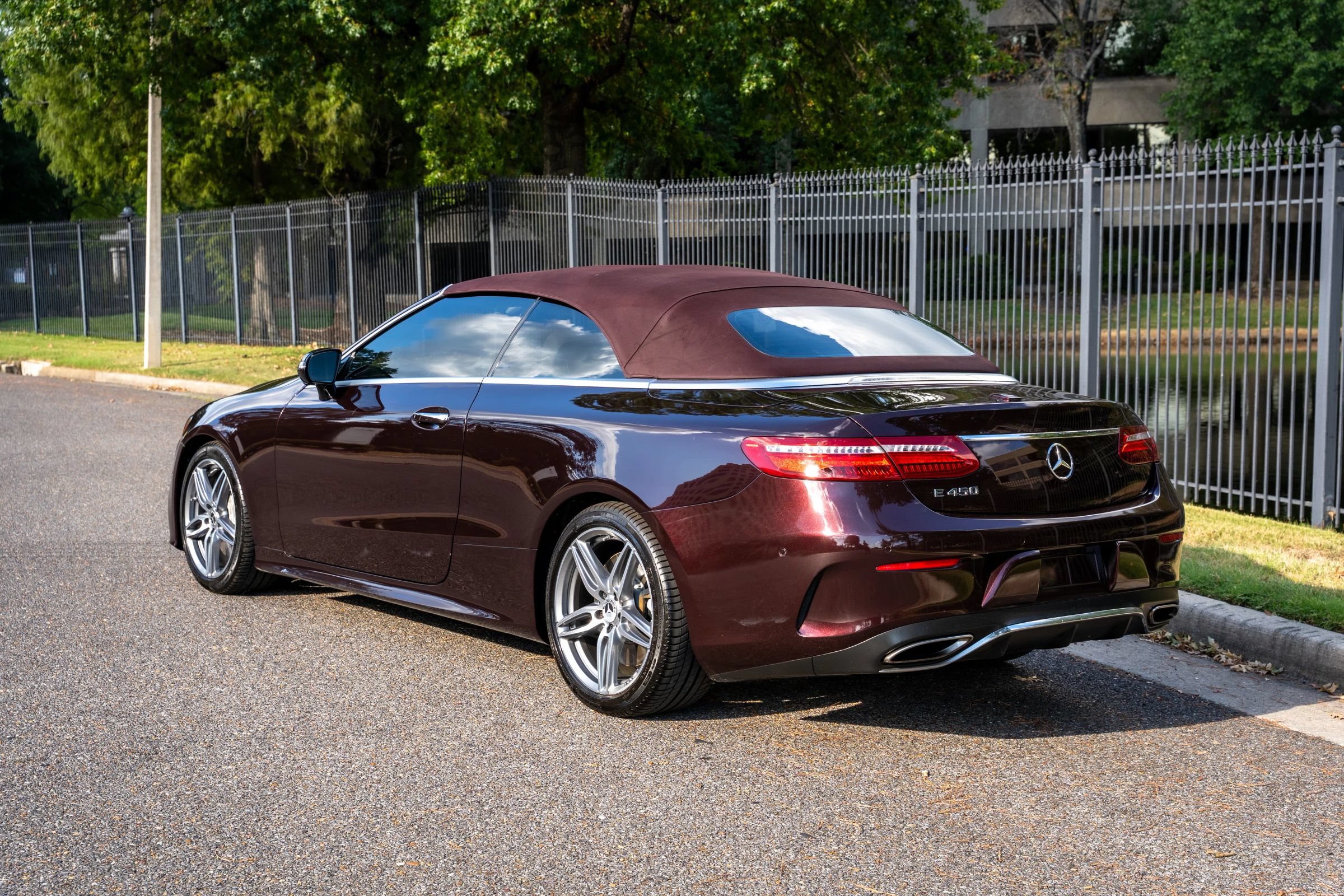 Used 2019 Mercedes-Benz E 450 Cabriolet image 22
