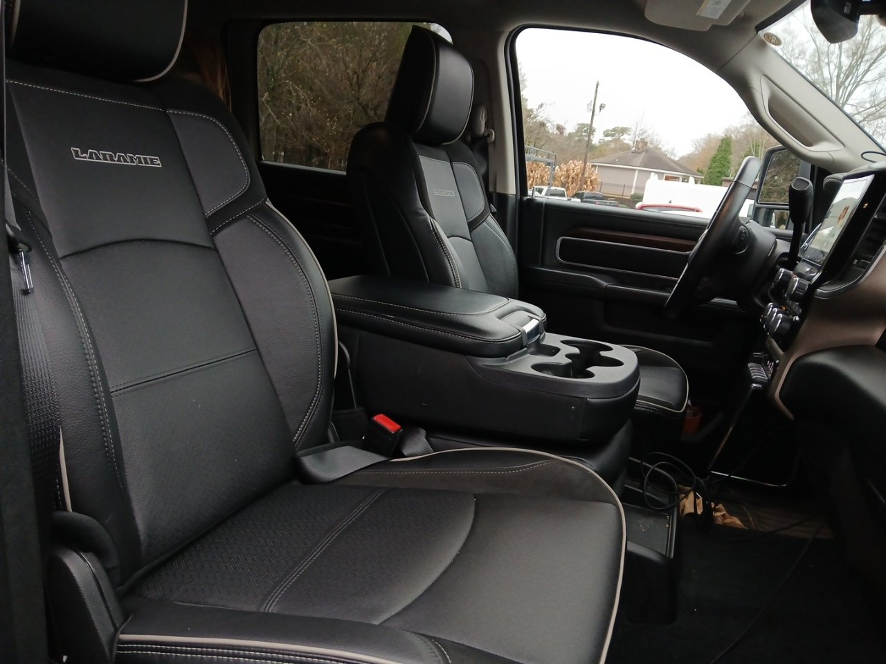 Used 2024 RAM 2500 Laramie w/ Safety Group image 11