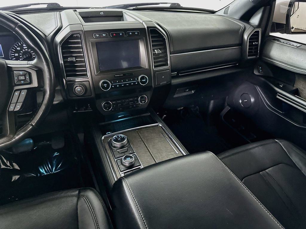 Used 2019 Ford Expedition Limited w/ Special Edition Package AWD/4WD image 20