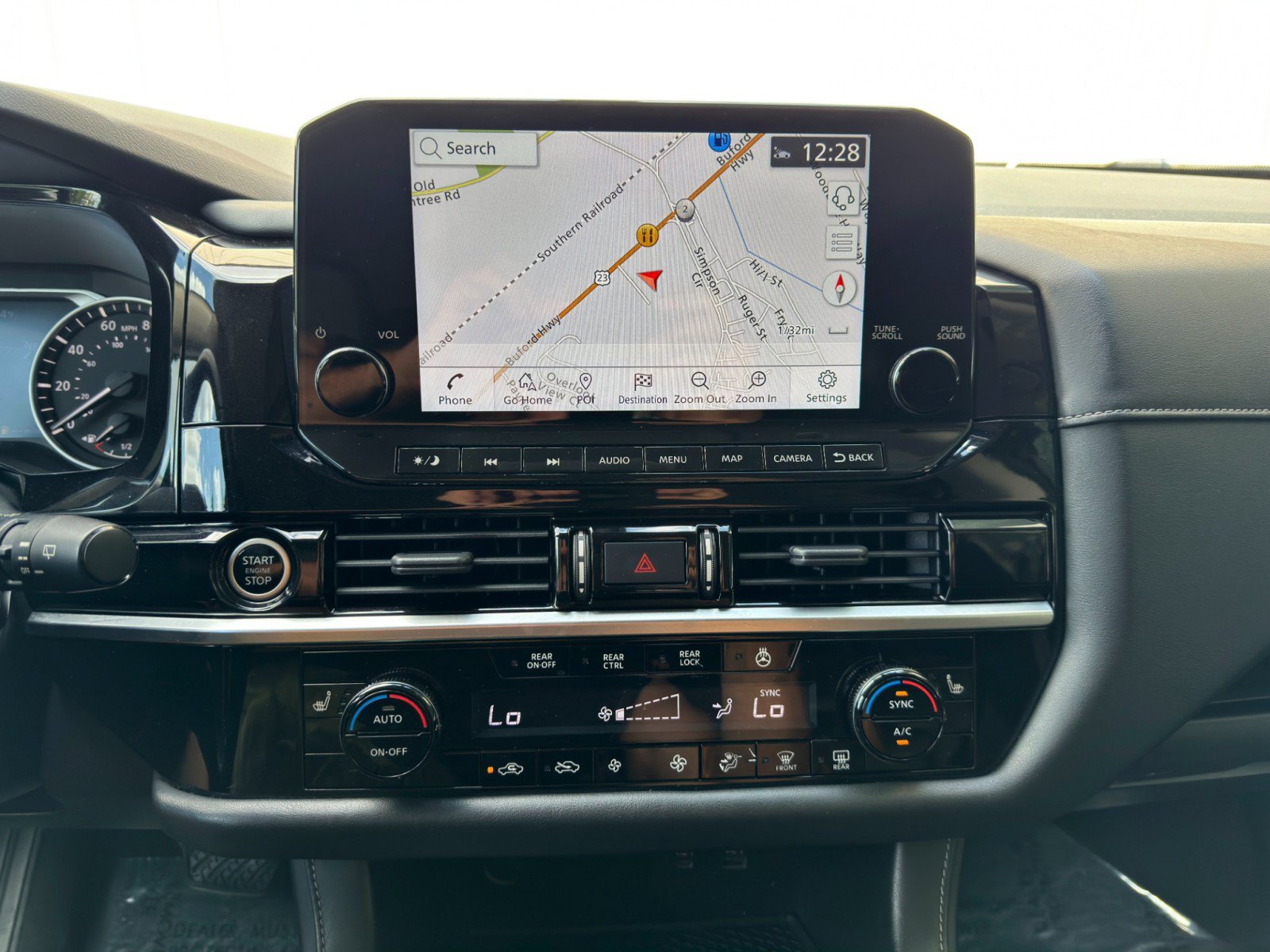 Used 2022 Nissan Pathfinder SL FWD image 22