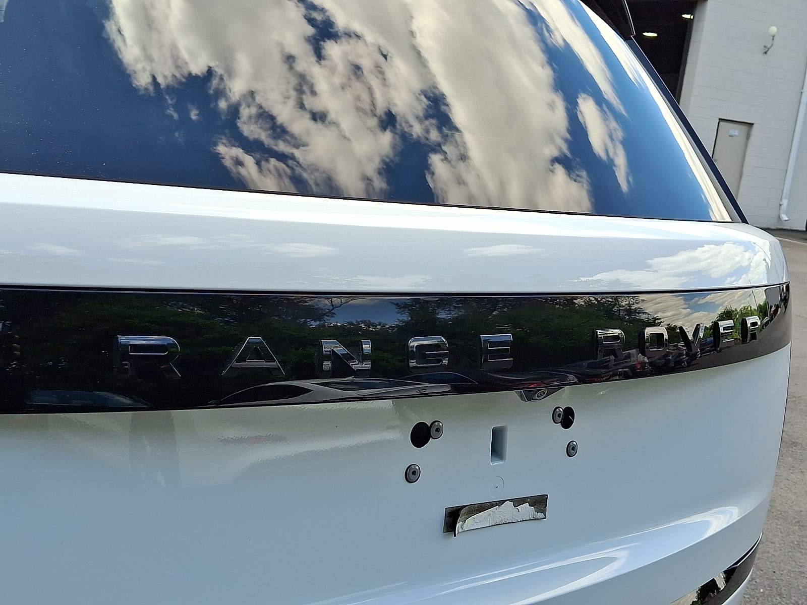 Certified 2023 Land Rover Range Rover Autobiography AWD/4WD image 30