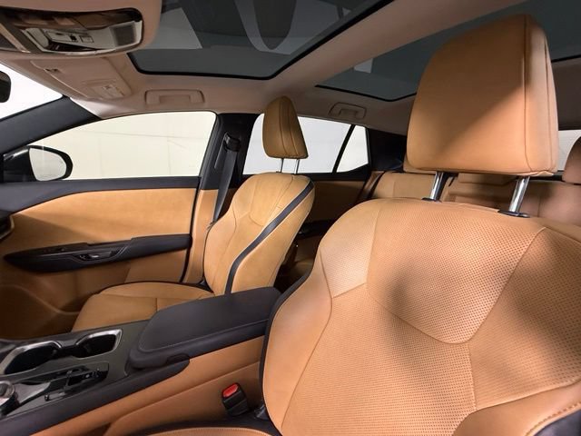 Used 2024 Lexus RZ 300e Premium w/ Accessory Package (Z1) FWD image 16