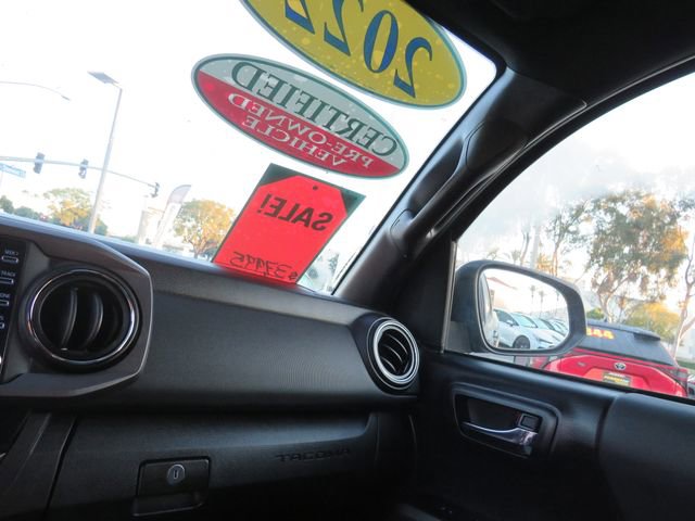 Certified 2022 Toyota Tacoma TRD Off-Road w/ Technology Package image 33