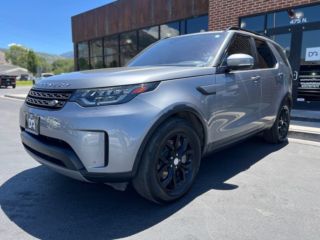 Used 2020 Land Rover Discovery SE AWD/4WD image 8