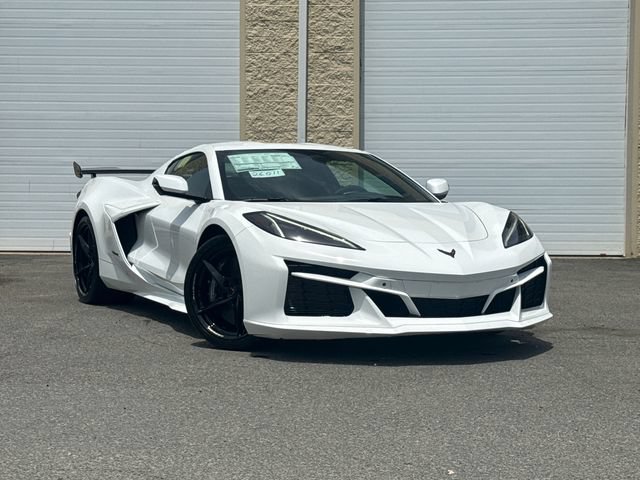 New 2026 Chevrolet Corvette E-Ray w/ ZER Performance Package