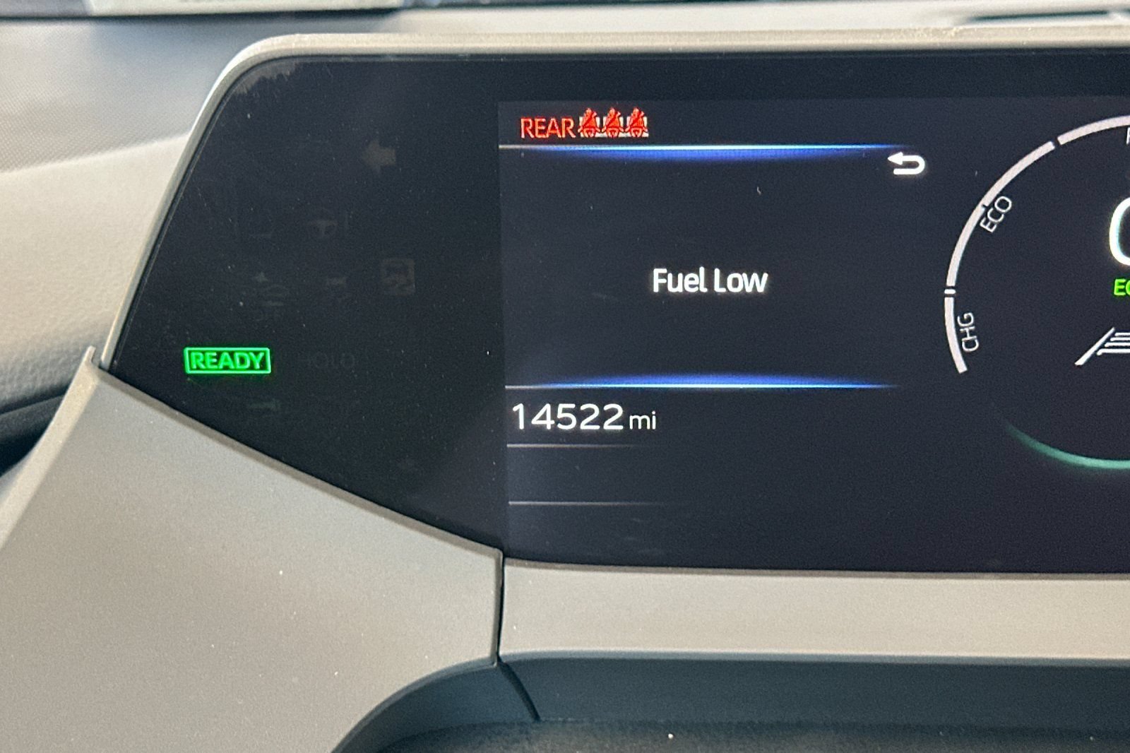 Certified 2024 Toyota Prius XLE FWD image 25