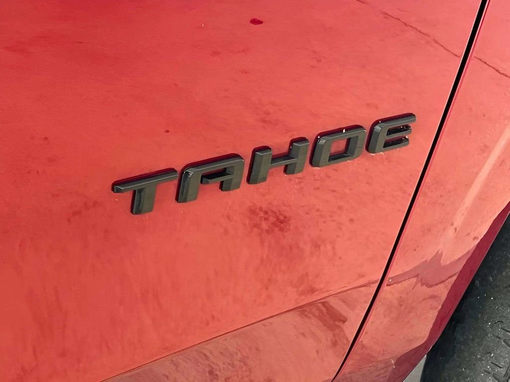 Used 2021 Chevrolet Tahoe Z71 image 30