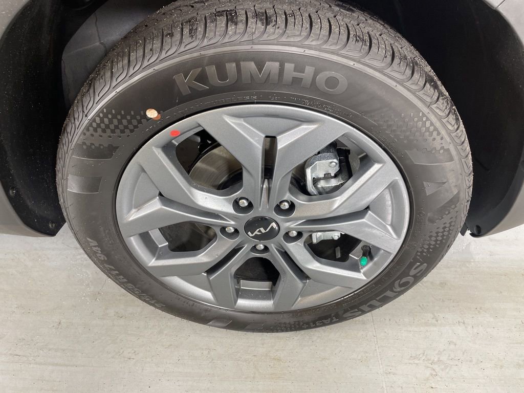 New 2026 Kia Seltos LX image 10