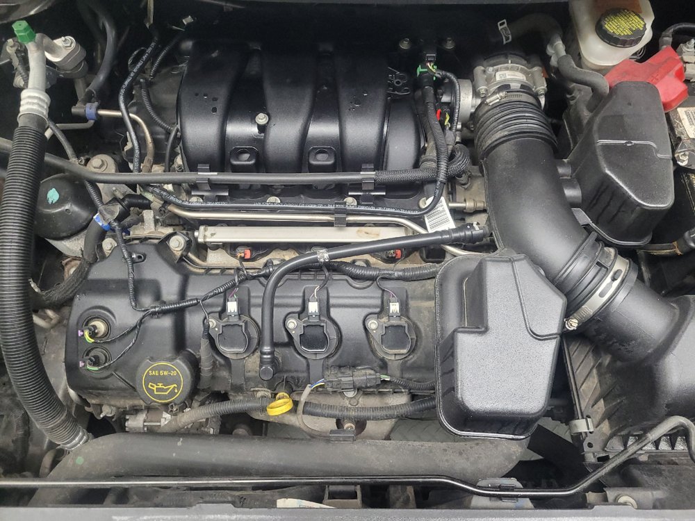 Used 2018 Ford Explorer XLT FWD image 30
