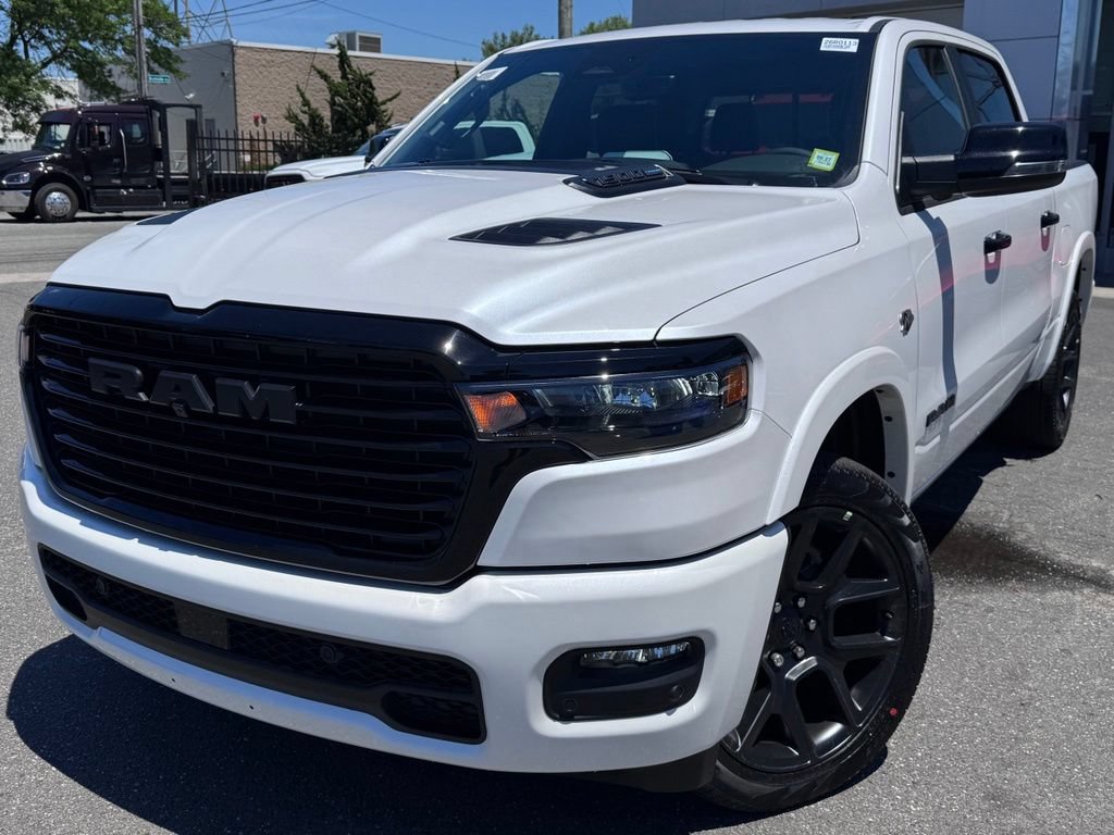 New 2026 RAM 1500 Laramie AWD/4WD image 3